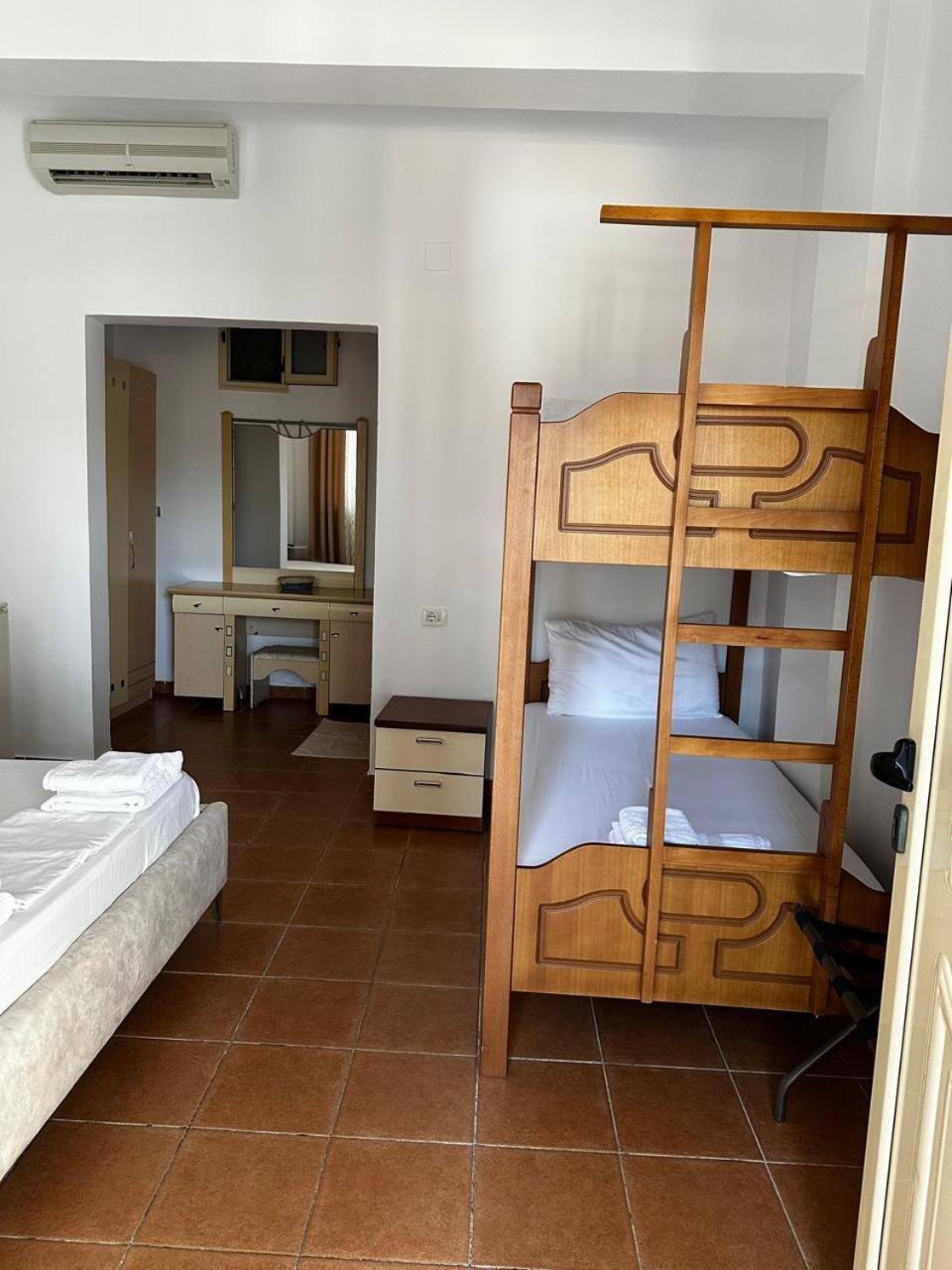 Hotel Dhermi Himarë